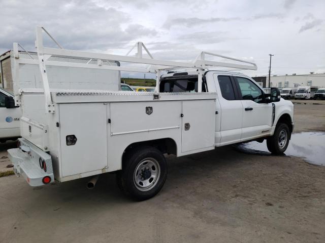 Image 3 of 2023 FORD F350 SUPER DUTY 2023 with VIN 1FD8X3FT8PED90422