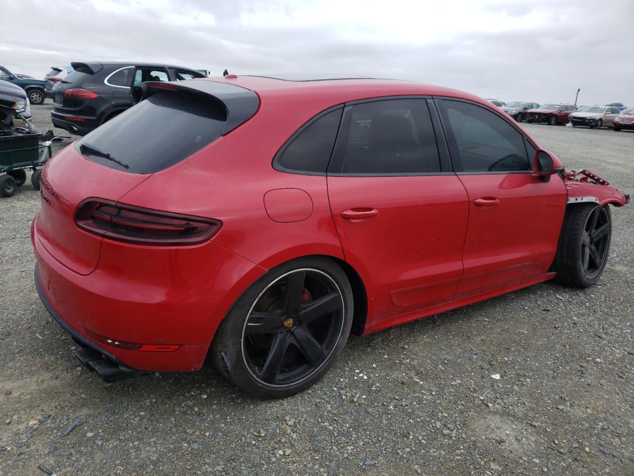 Image 3 of 2018 PORSCHE MACAN GTS 2018 with VIN WP1AG2A53JLB61396