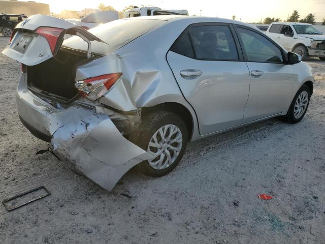 Image 3 of 2019 TOYOTA COROLLA L 2019 with VIN 5YFBURHE1KP899042