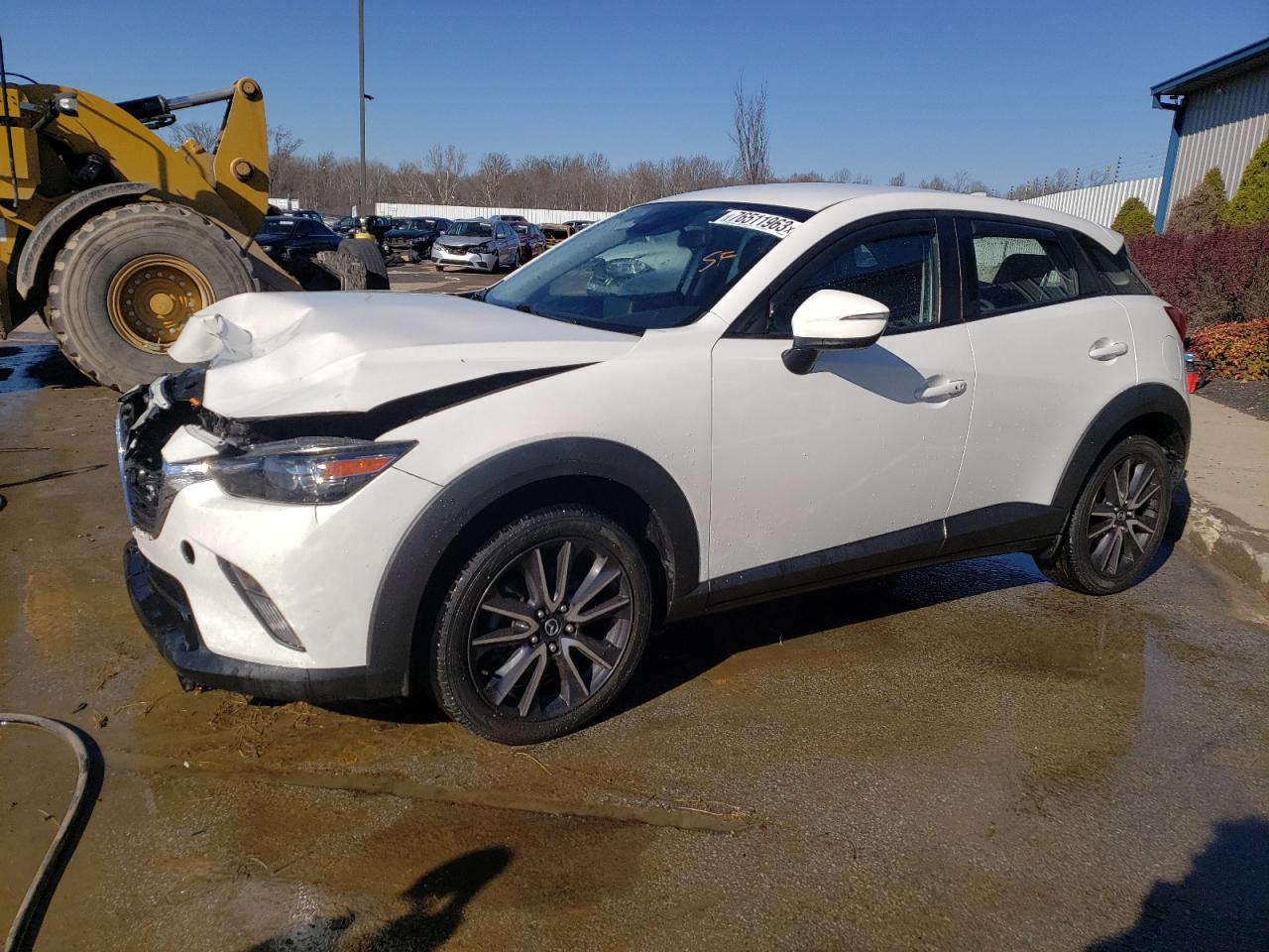 Изображение 1 2018 MAZDA CX-3 TOURING 2018 с VIN JM1DKFC75J0308421