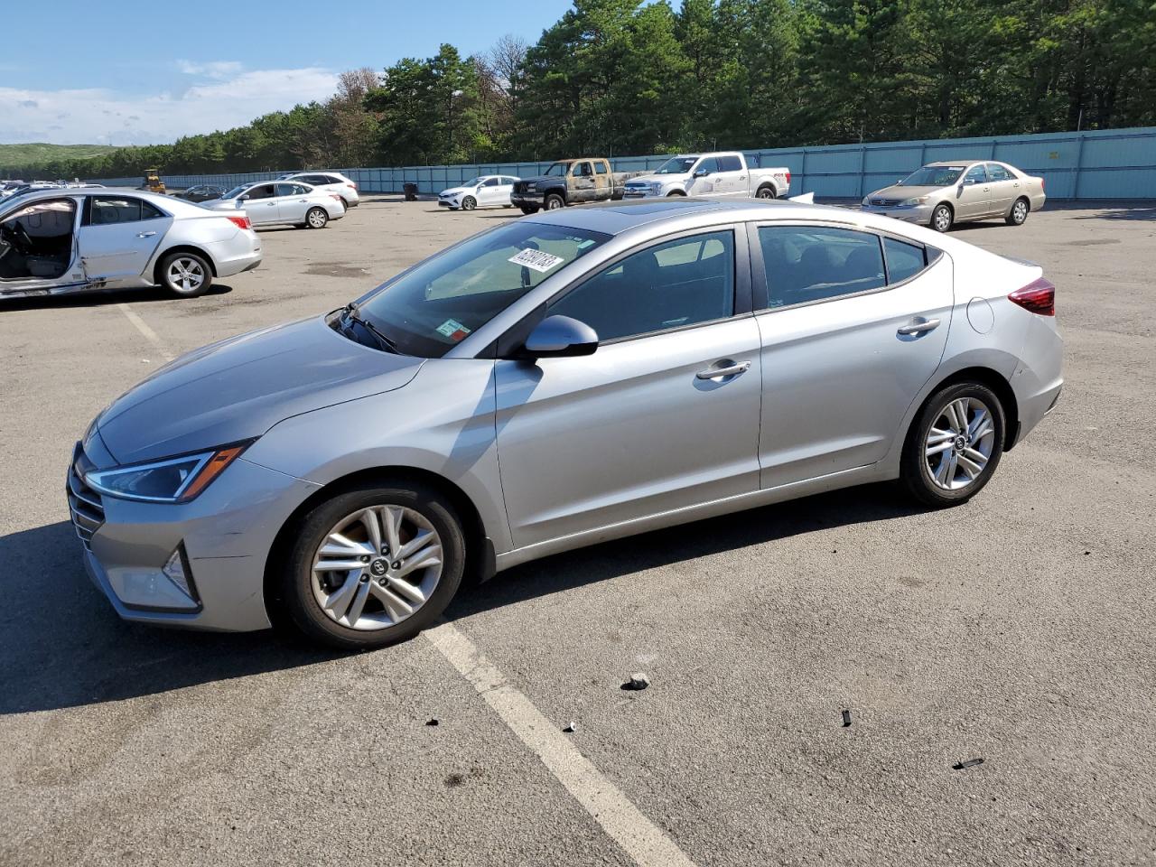 Изображение 1 2020 HYUNDAI ELANTRA SEL 2020 с VIN 5NPD84LF6LH606430