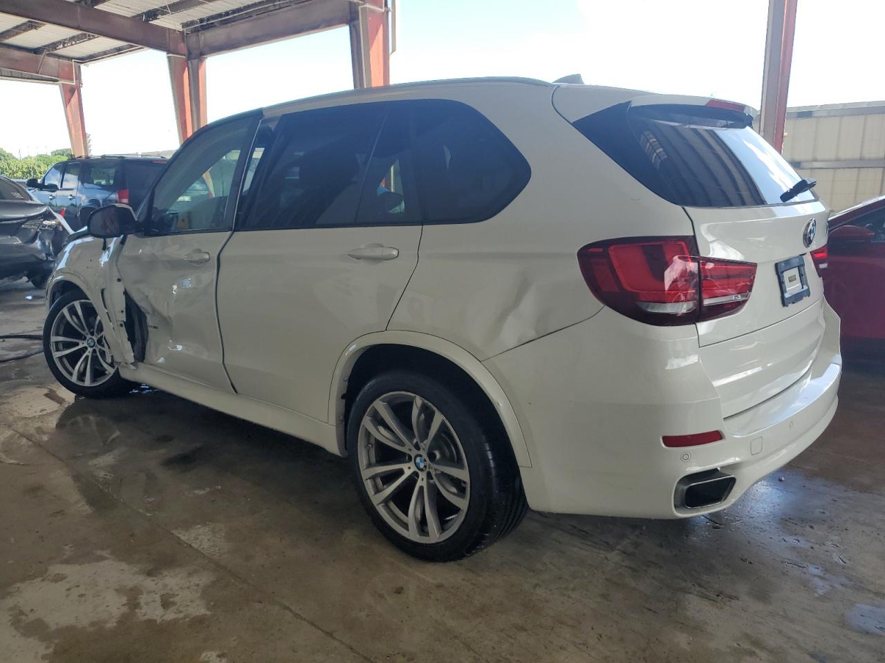 Obraz 2 z 2018 BMW X5 SDRIVE35I 2018 z VIN 5UXKR2C52J0Z20682
