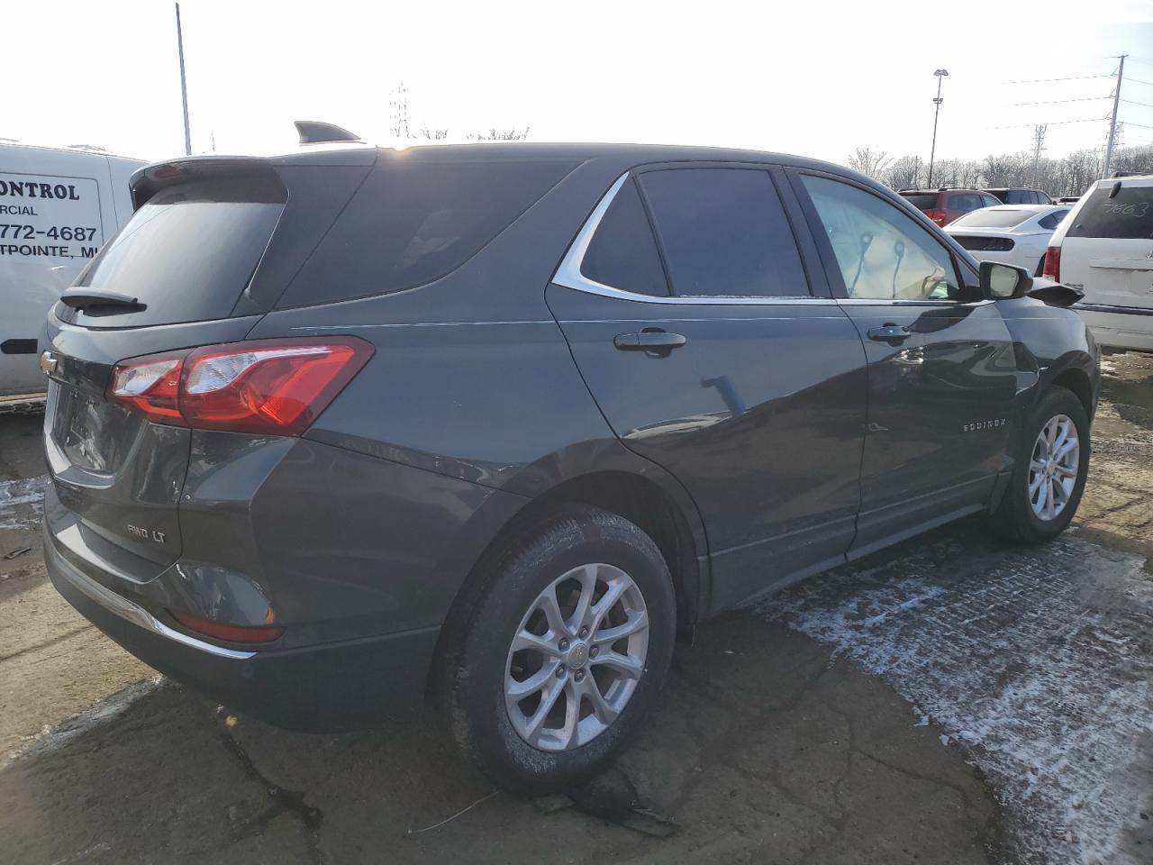 Image 3 of 2020 CHEVROLET EQUINOX LT 2020 with VIN 3GNAXTEV0LS658766