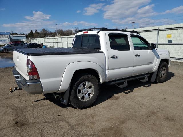 Image 3 of 2015 TOYOTA TACOMA DOUBLE CAB 2015 with VIN 3TMLU4EN4FM167965