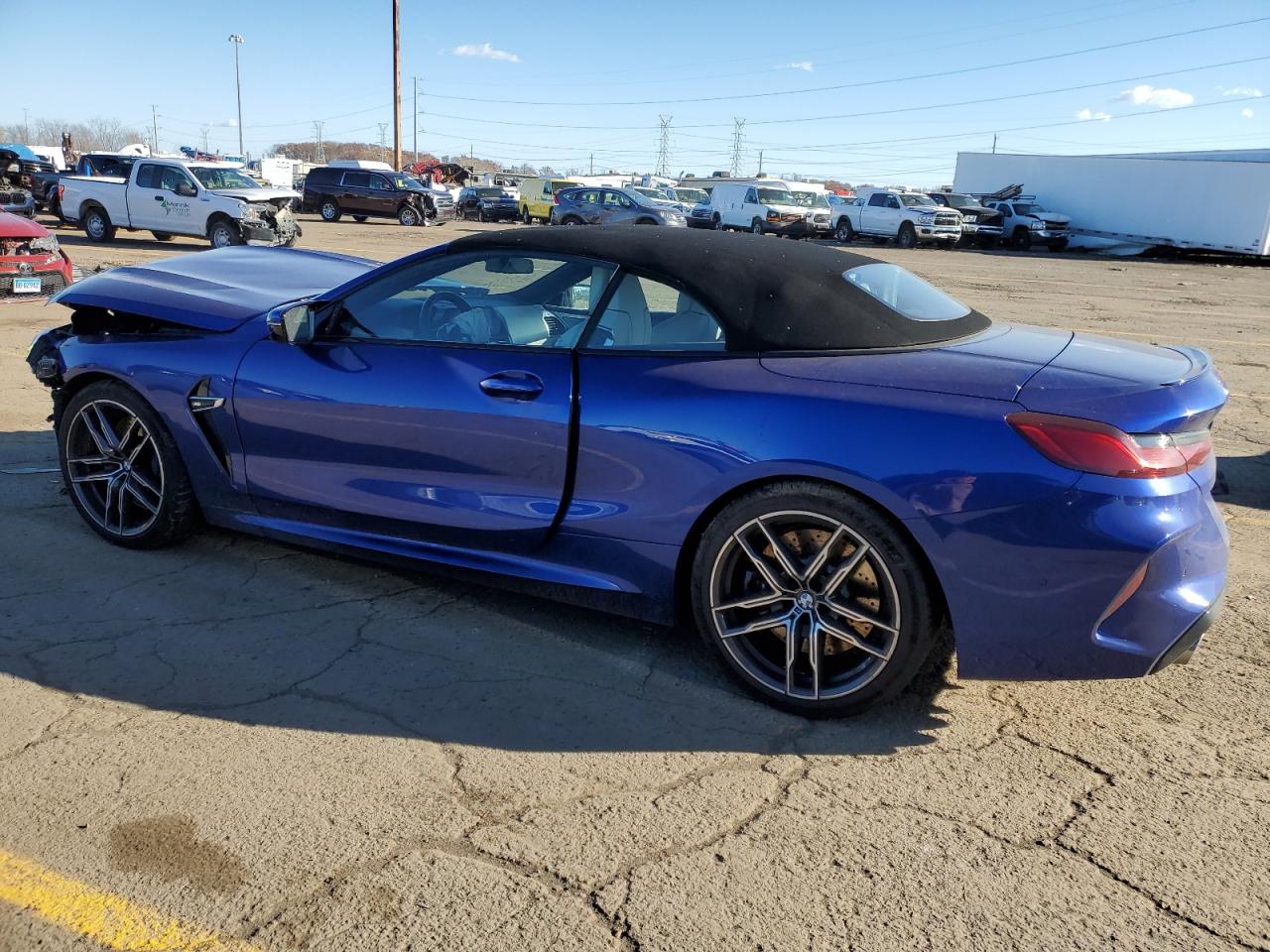 Obraz 2 z 2020 BMW M8  2020 z VIN WBSDZ0C0XLCD49717