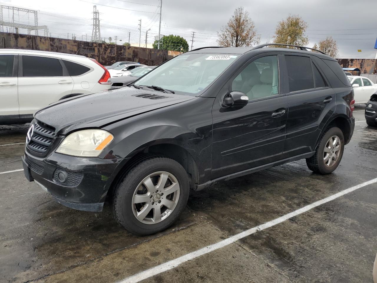 Obraz 1 z 2006 MERCEDES-BENZ ML 350 2006 z VIN 4JGBB86E36A001050