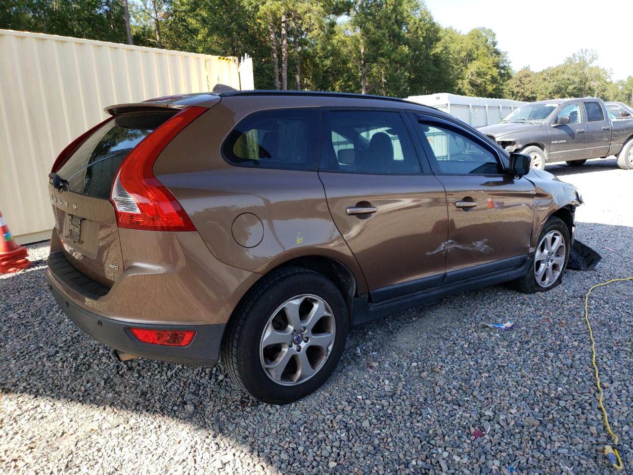 Изображение 3 2013 VOLVO XC60 3.2 2013 с VIN YV4952DZ8D2408489