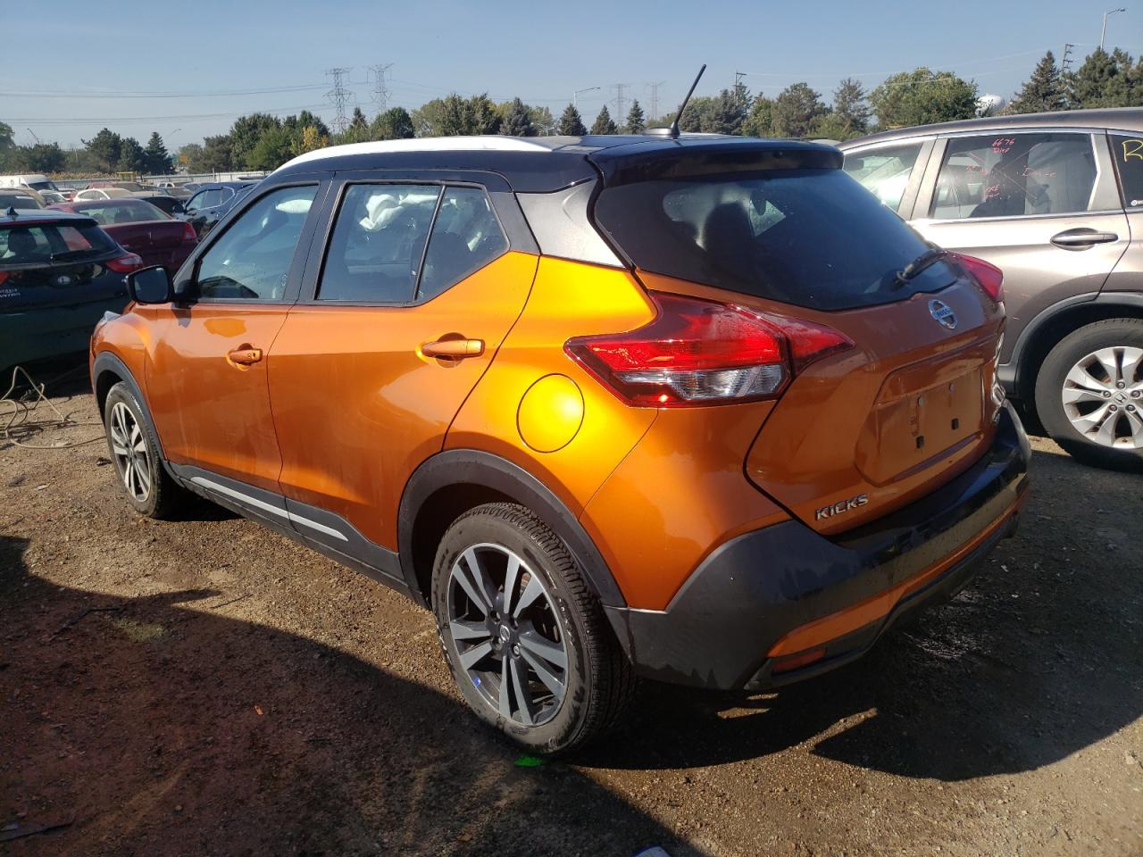 Image 2 of 2019 NISSAN KICKS S 2019 with VIN 3N1CP5CU7KL554116