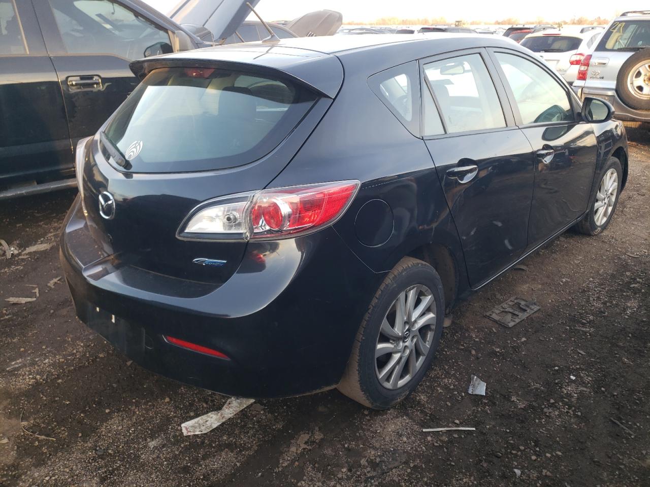 Image 3 of 2013 MAZDA 3 I 2013 with VIN JM1BL1L70D1764042