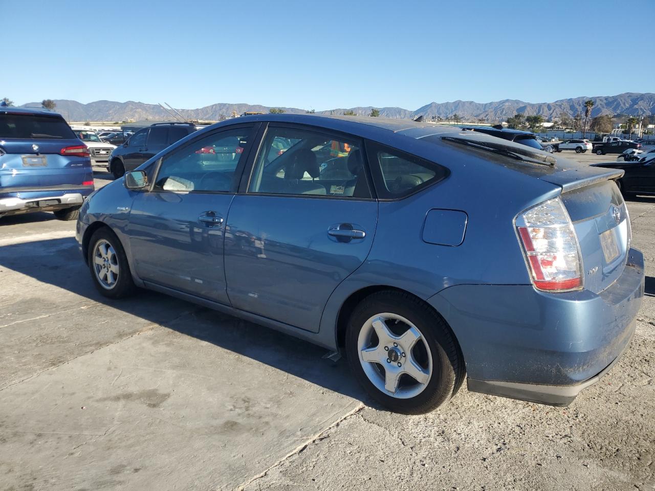 Image 2 of 2009 TOYOTA PRIUS  2009 with VIN JTDKB20U697886525