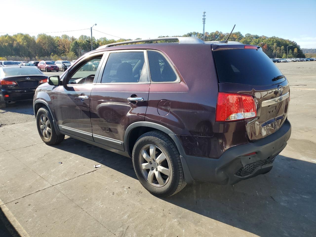 Obraz 2 z 2013 KIA SORENTO LX 2013 z VIN 5XYKT3A66DG363312