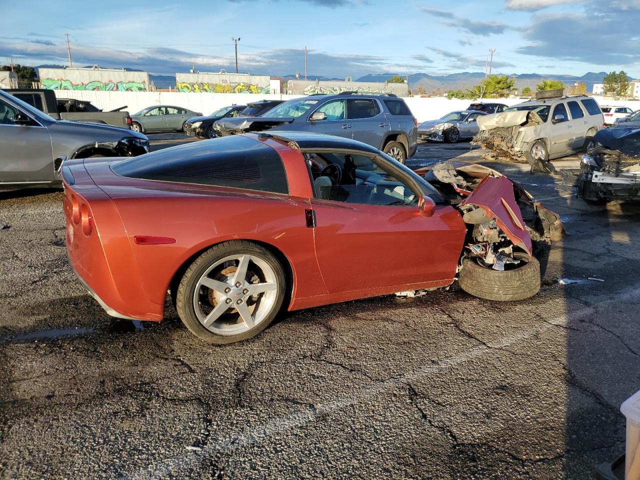 Image 3 of 2005 CHEVROLET CORVETTE  2005 with VIN 1G1YY24U955106244