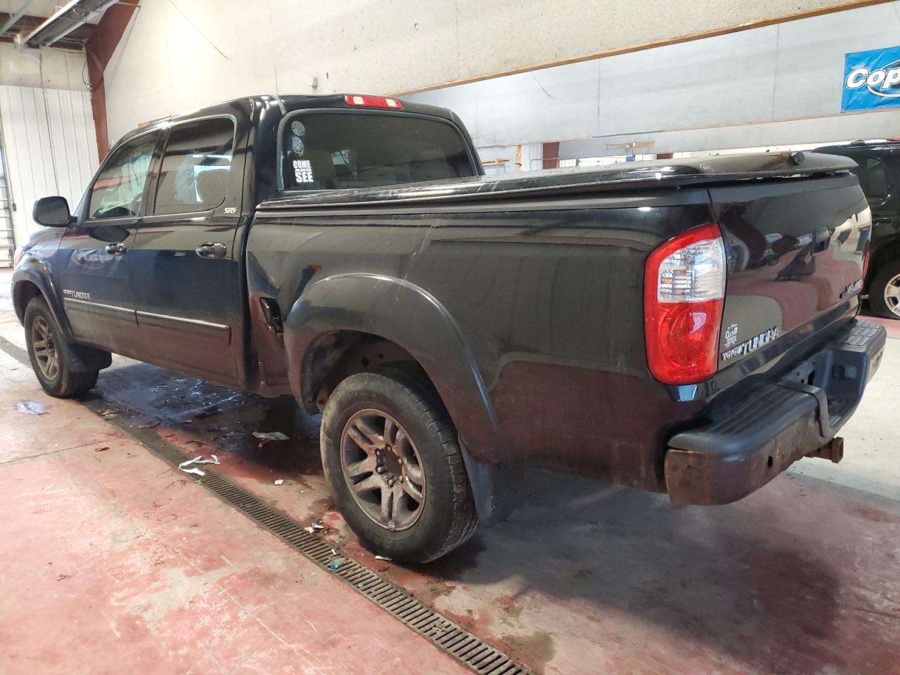 Obraz 2 z 2006 TOYOTA TUNDRA DOUBLE CAB SR5 2006 z VIN 5TBDT44196S530503