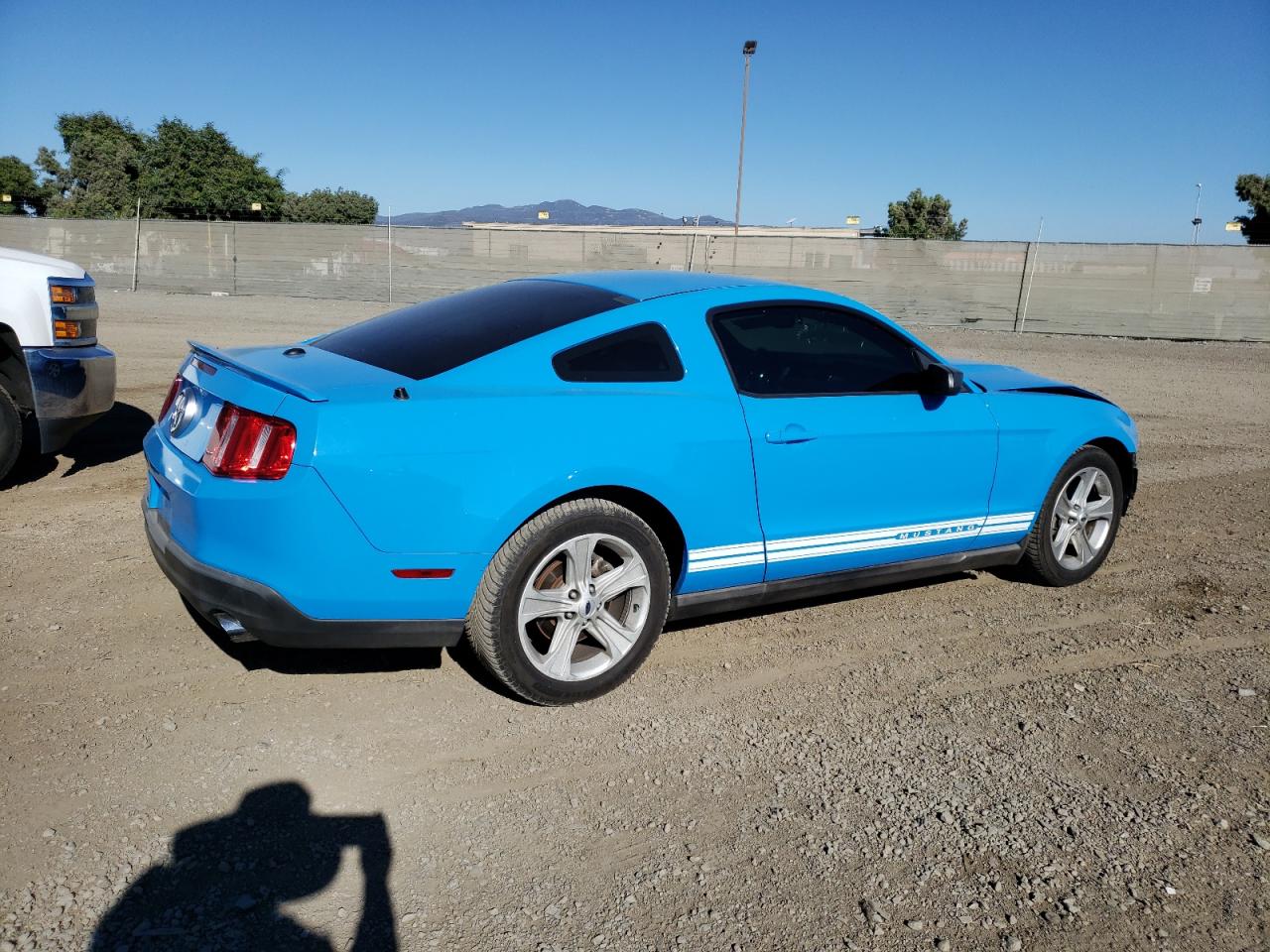 Image 3 of 2010 FORD MUSTANG  2010 with VIN 1ZVBP8AN0A5101523