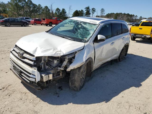 Изображение 1 2019 TOYOTA HIGHLANDER SE 2019 с VIN 5TDJZRFH0KS721026