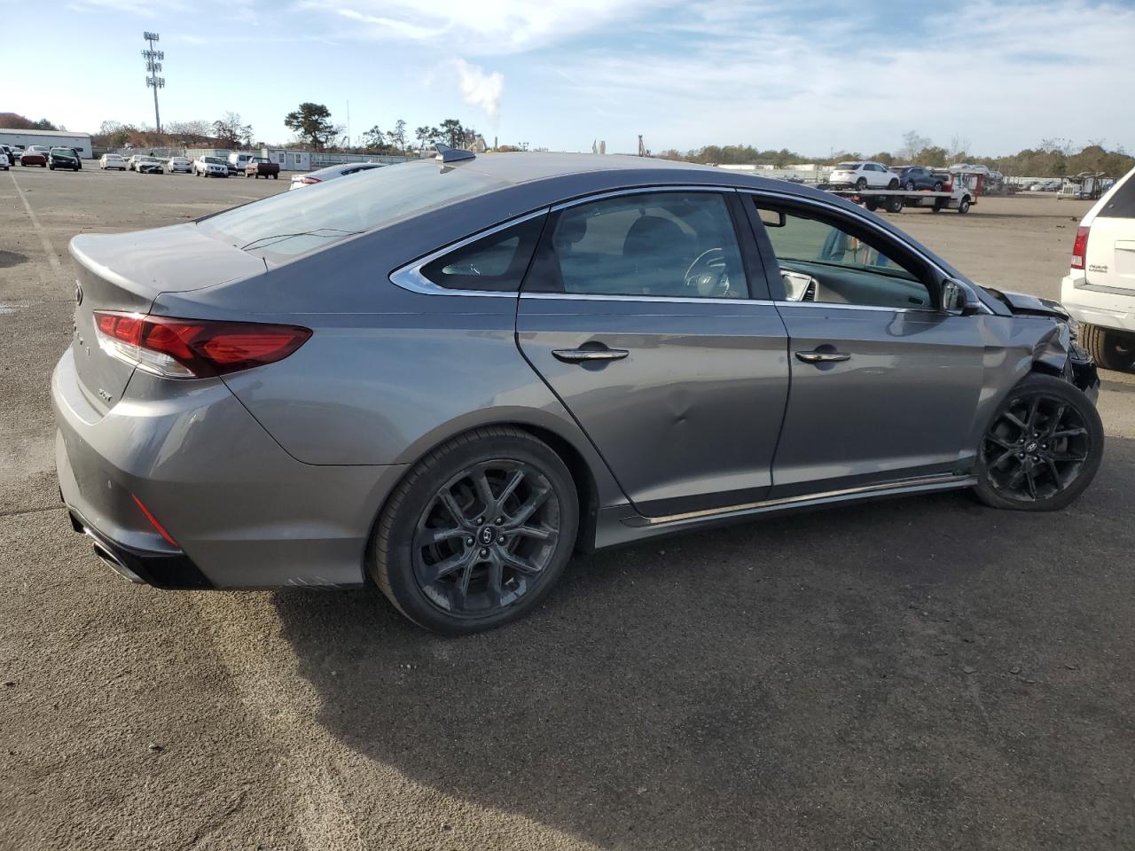 Изображение 3 2018 HYUNDAI SONATA SPORT 2018 с VIN 5NPE34ABXJH663780