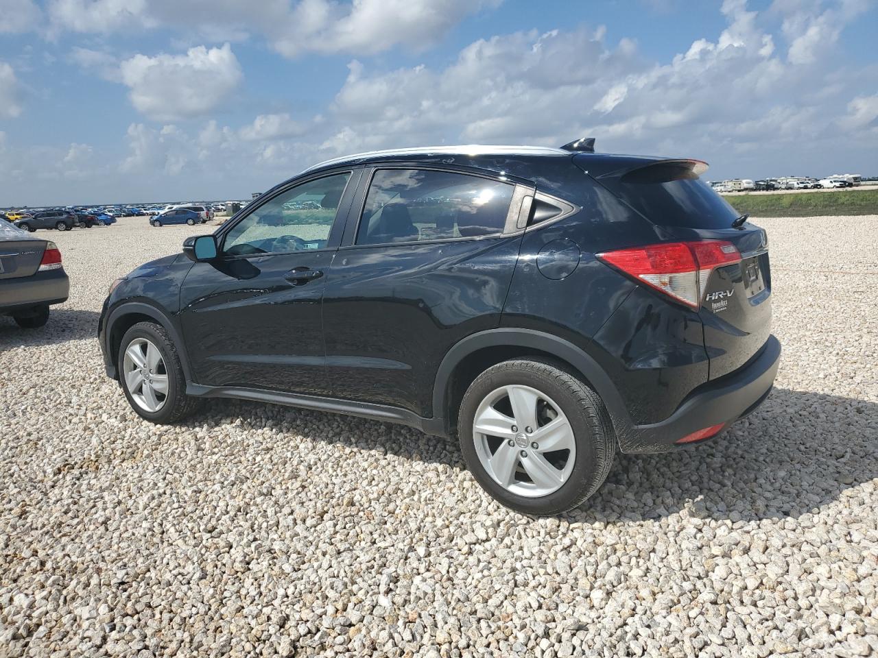 Image 2 of 2019 HONDA HR-V EX 2019 with VIN 3CZRU5H5XKM717962