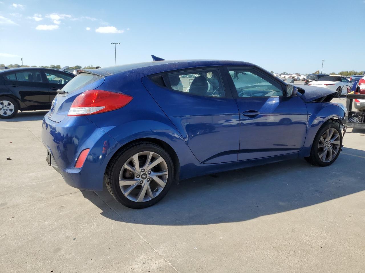 Изображение 3 2017 HYUNDAI VELOSTER  2017 с VIN KMHTC6AD4HU312895