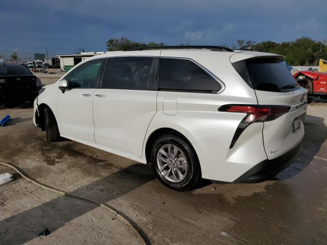 Изображение 2 2022 TOYOTA SIENNA XLE 2022 с VIN 5TDJRKEC8NS097185