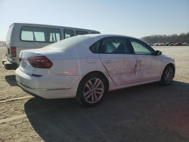 Obraz 3 z 2019 VOLKSWAGEN PASSAT WOLFSBURG 2019 z VIN 1VWLA7A30KC006830