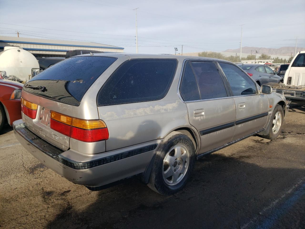 Obraz 3 z 1991 HONDA ACCORD LX 1991 z VIN 1HGCB9853MA022393