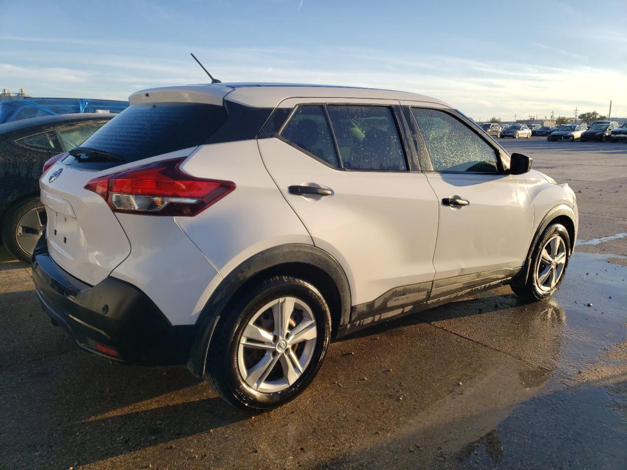 Изображение 3 2020 NISSAN KICKS S 2020 с VIN 3N1CP5BV8LL485805