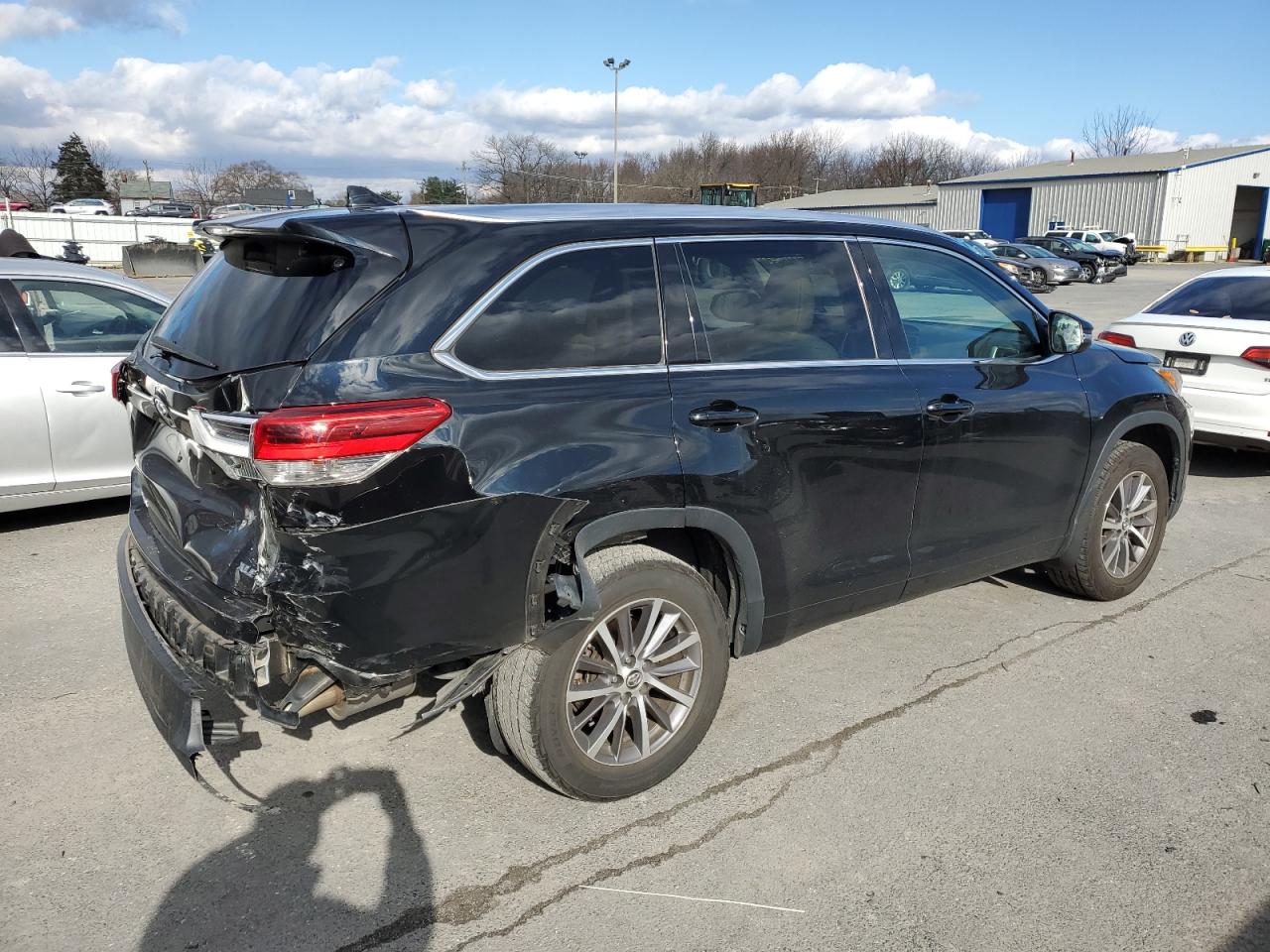 Obraz 3 z 2017 TOYOTA HIGHLANDER SE 2017 z VIN 5TDJZRFH9HS433160