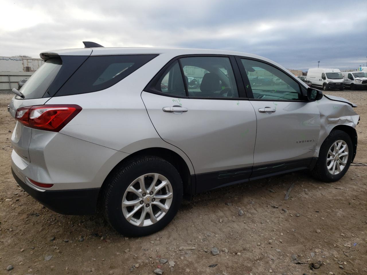 Изображение 3 2018 CHEVROLET EQUINOX LS 2018 с VIN 2GNAXREV4J6233985