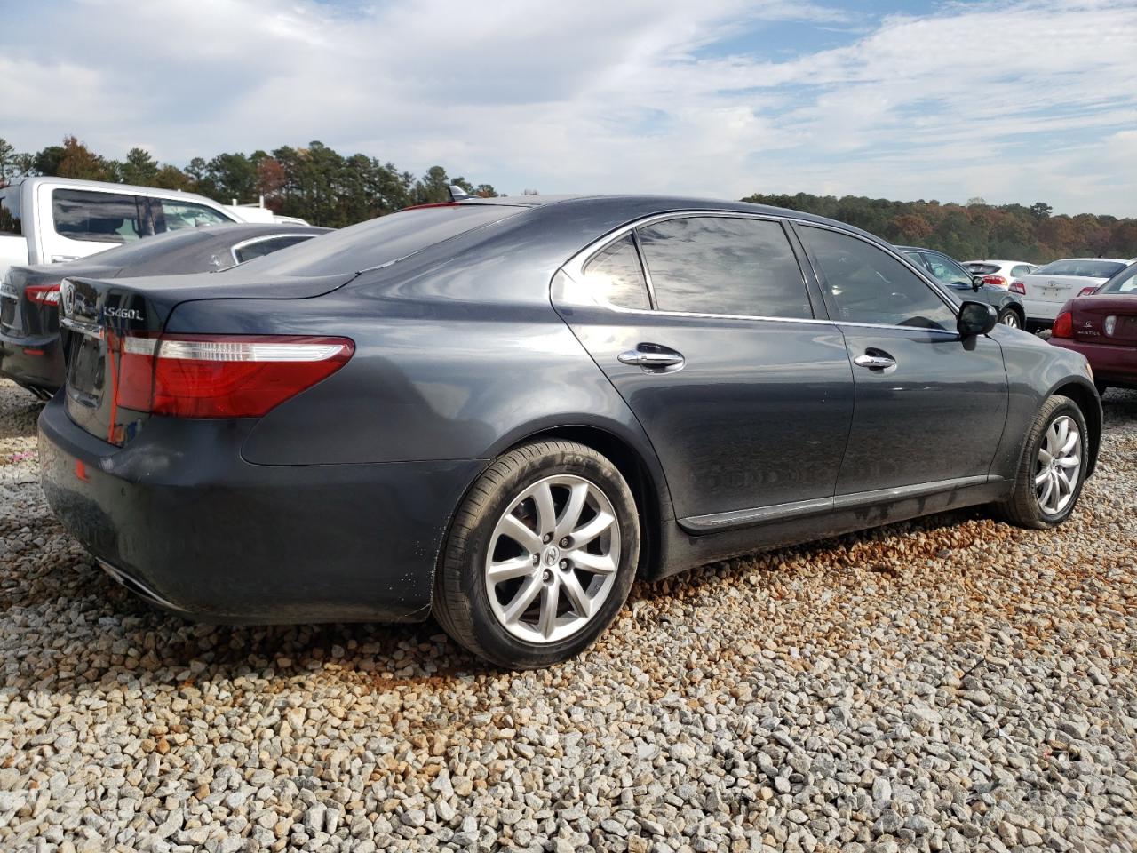 Image 3 of 2007 LEXUS LS 460L 2007 with VIN JTHGL46FX75013097