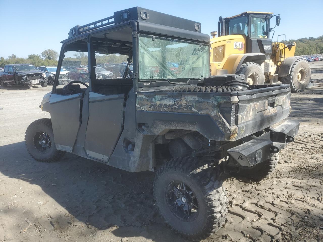 Image 3 of 2022 POLARIS RANGER CREW XP 1000 PREMIUM 2022 with VIN 4XARSE991N8415151