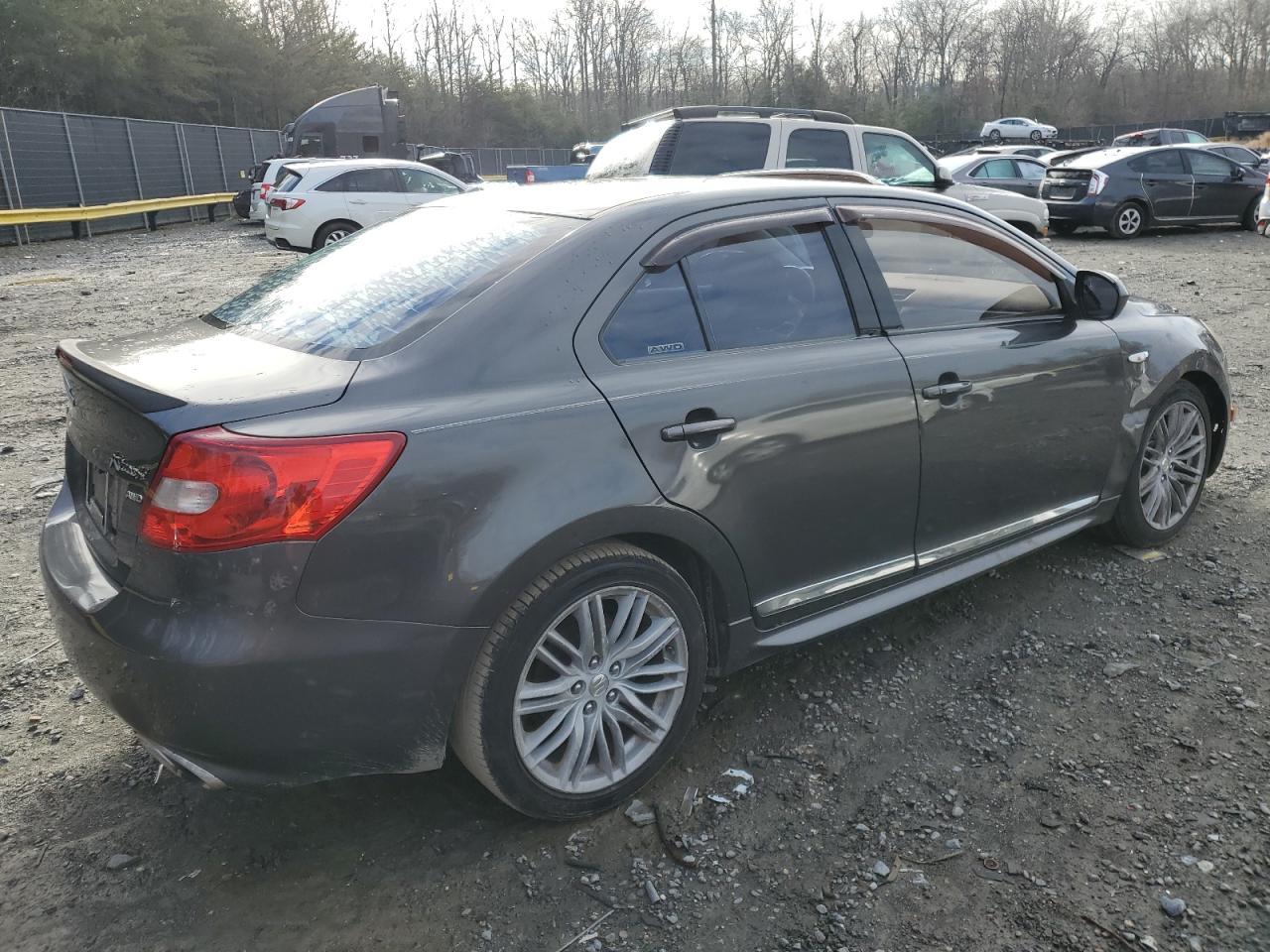 Изображение 3 2012 SUZUKI KIZASHI SPORT GTS 2012 с VIN JS2RF9A65C6100115