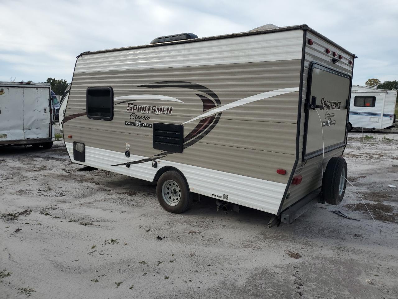 Image 3 of 2018 SPOR TRAILER 2018 with VIN 4EZTK1812J4093767