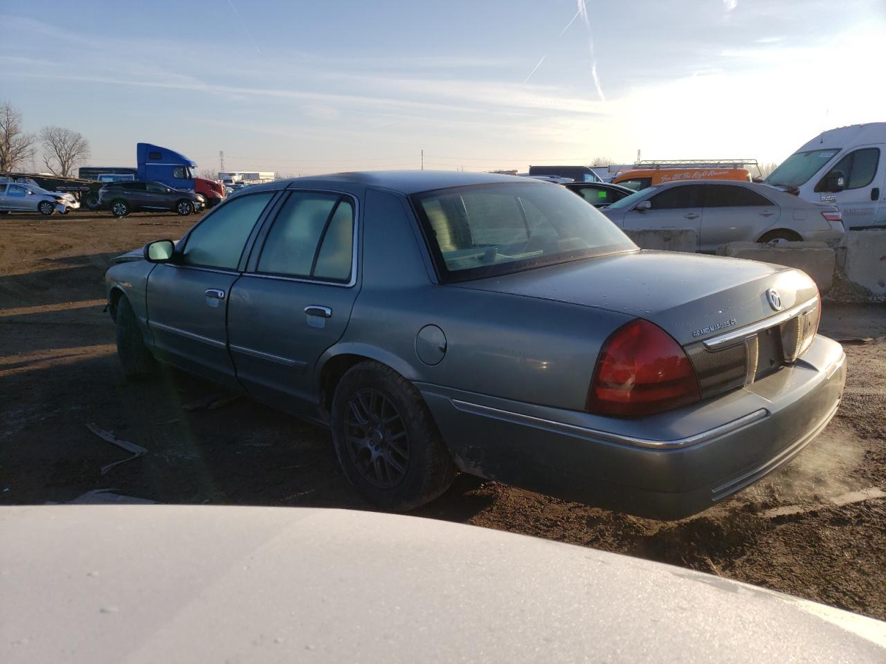 Изображение 2 2006 MERCURY GRAND MARQUIS GS 2006 с VIN 2MEFM74V66X646830