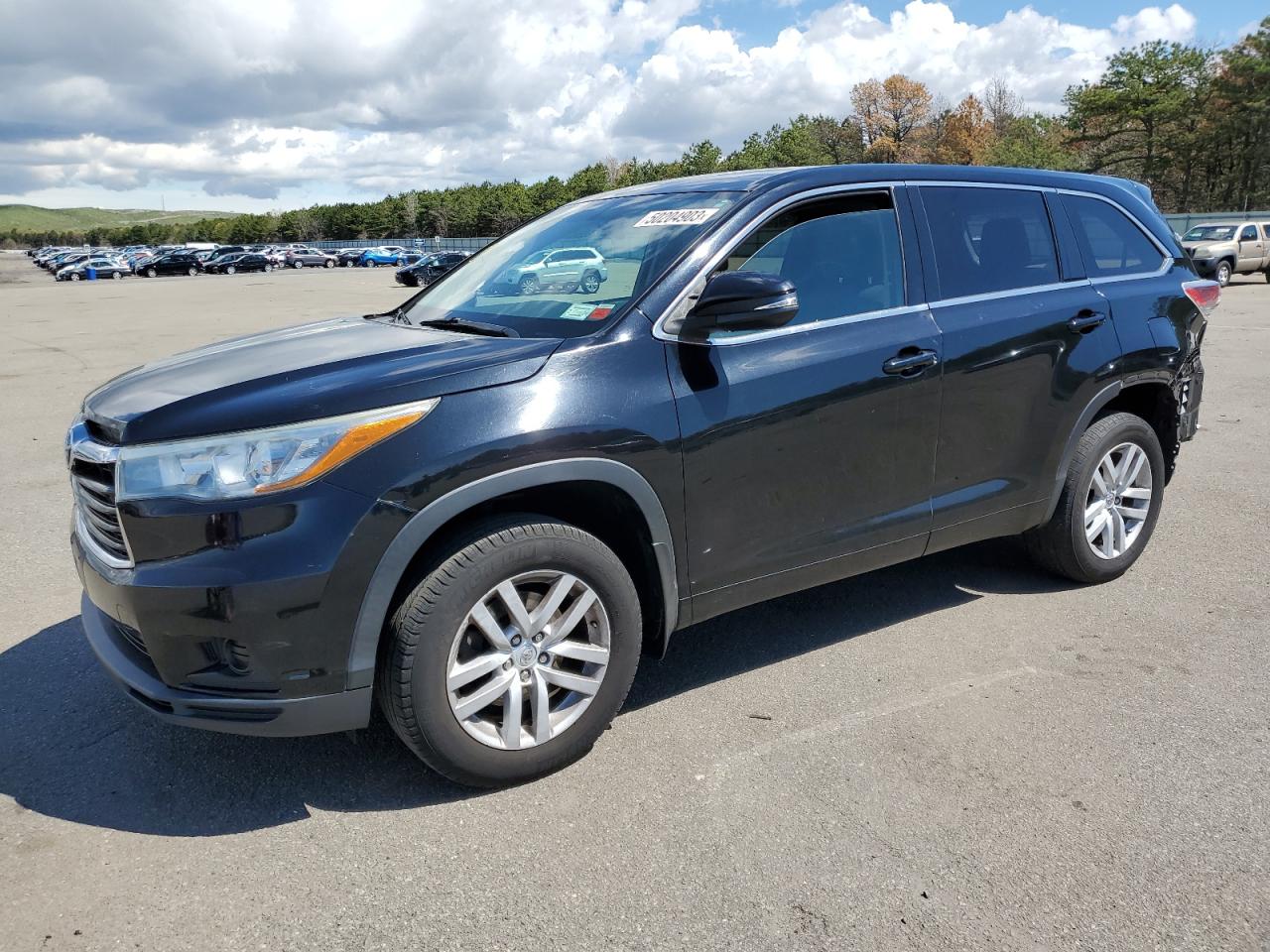 Obraz 1 z 2015 TOYOTA HIGHLANDER LE 2015 z VIN 5TDBKRFH7FS160466
