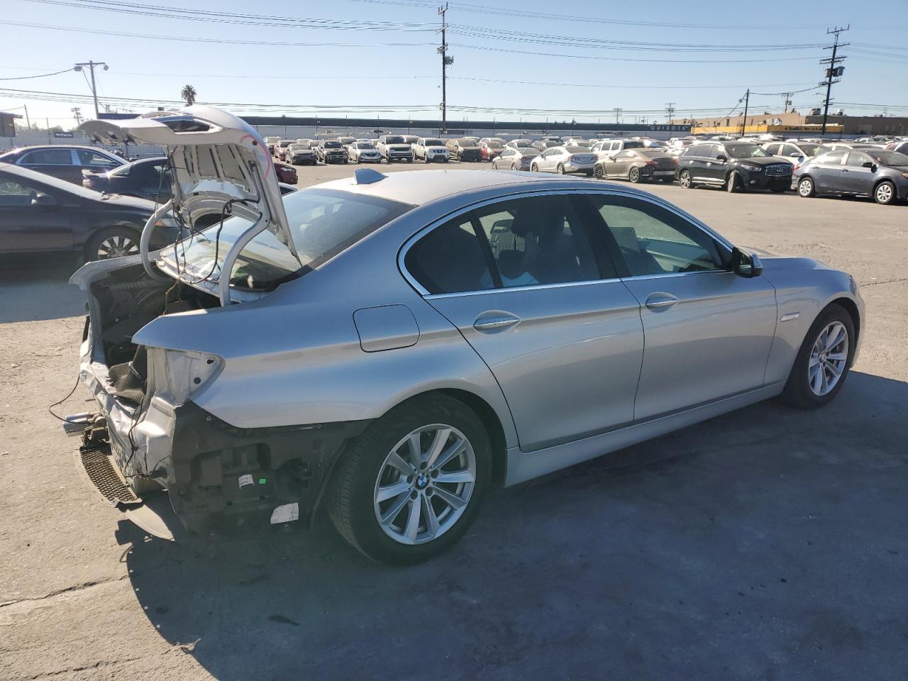 Изображение 3 2015 BMW 528 I 2015 с VIN WBA5A5C59FD520414