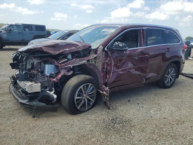 Image 1 of 2018 TOYOTA HIGHLANDER SE 2018 with VIN 5TDJZRFH7JS850766