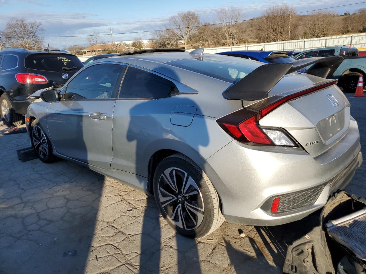 Image 2 of 2018 HONDA CIVIC EX 2018 with VIN 2HGFC3B33JH356449
