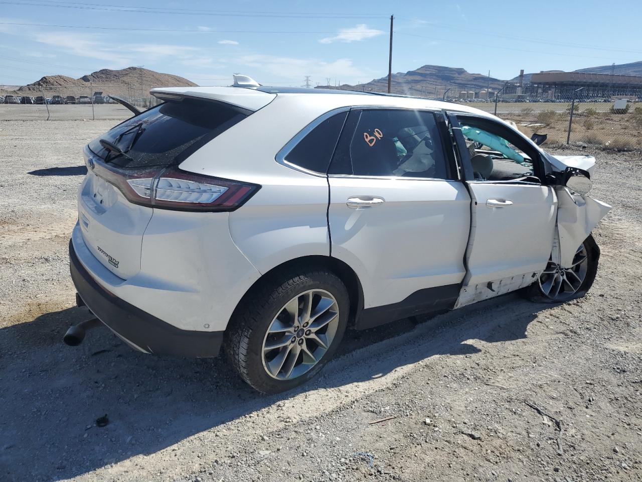 Obraz 3 z 2017 FORD EDGE TITANIUM 2017 z VIN 2FMPK4K92HBB43338