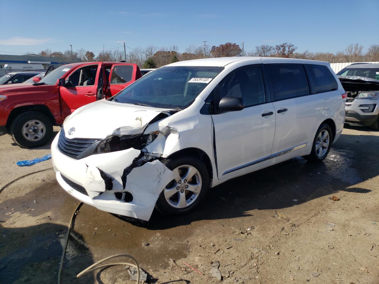 Image 1 of 2011 TOYOTA SIENNA  2011 with VIN 5TDZK3DC9BS080759