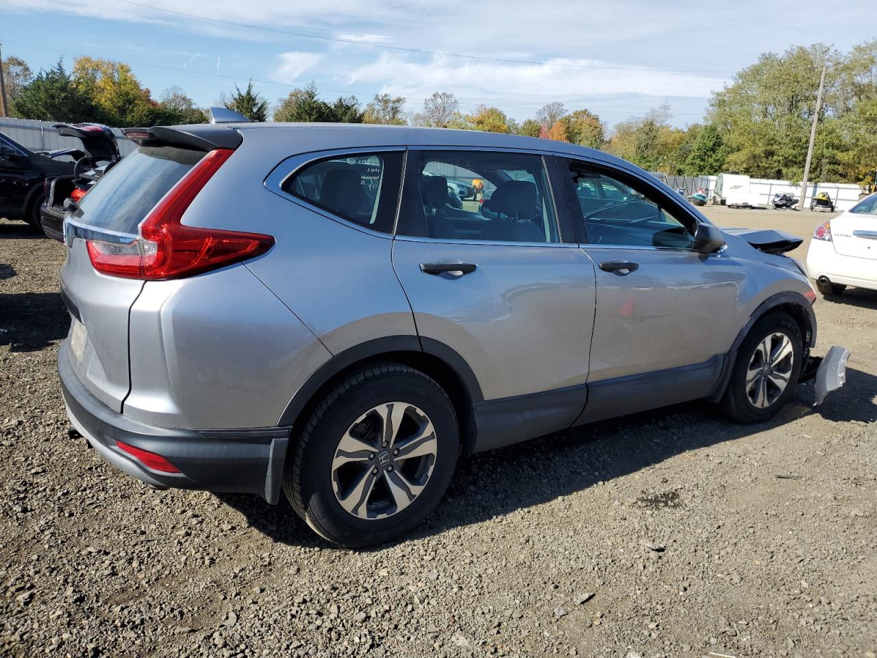 Image 3 of 2019 HONDA CR-V LX 2019 with VIN 2HKRW5H30KH403564