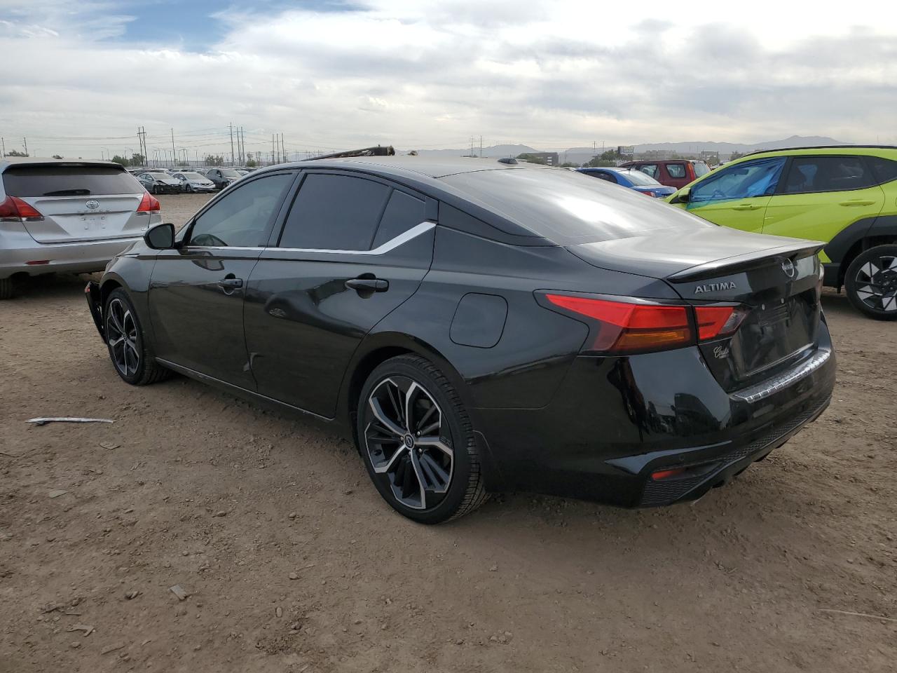 Image 2 of 2023 NISSAN ALTIMA SR 2023 with VIN 1N4BL4CV0PN400383