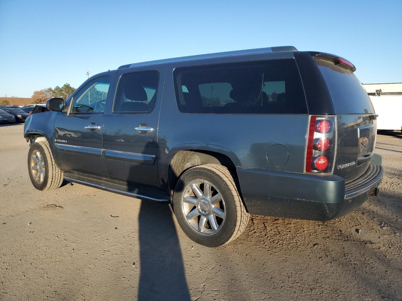 Obraz 2 z 2007 GMC YUKON XL DENALI 2007 z VIN 1GKFK66877J238327