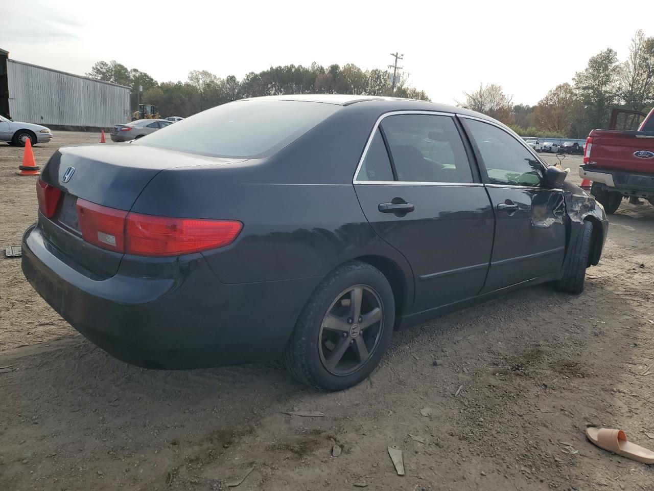 Изображение 3 2005 HONDA ACCORD EX 2005 с VIN 1HGCM56715A031845