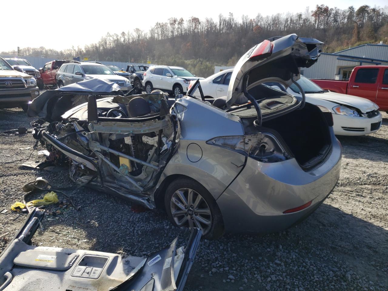 Image 2 of 2015 HYUNDAI ELANTRA SE 2015 with VIN 5NPDH4AE8FH596000