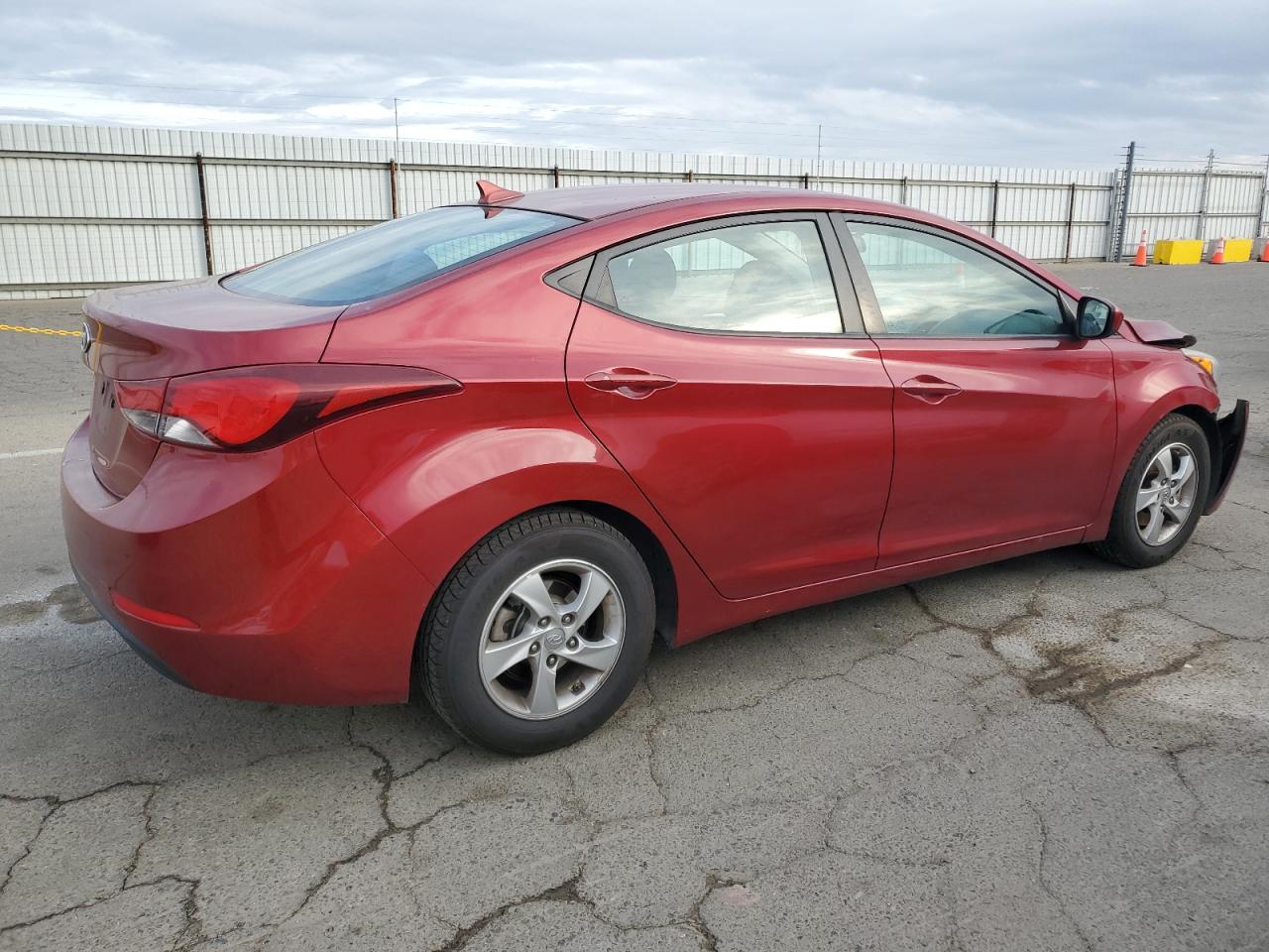 Изображение 3 2015 HYUNDAI ELANTRA SE 2015 с VIN 5NPDH4AE5FH573466