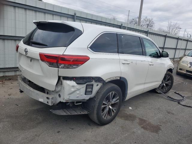 Image 3 of 2017 TOYOTA HIGHLANDER LE 2017 with VIN 5TDZARFHXHS025289