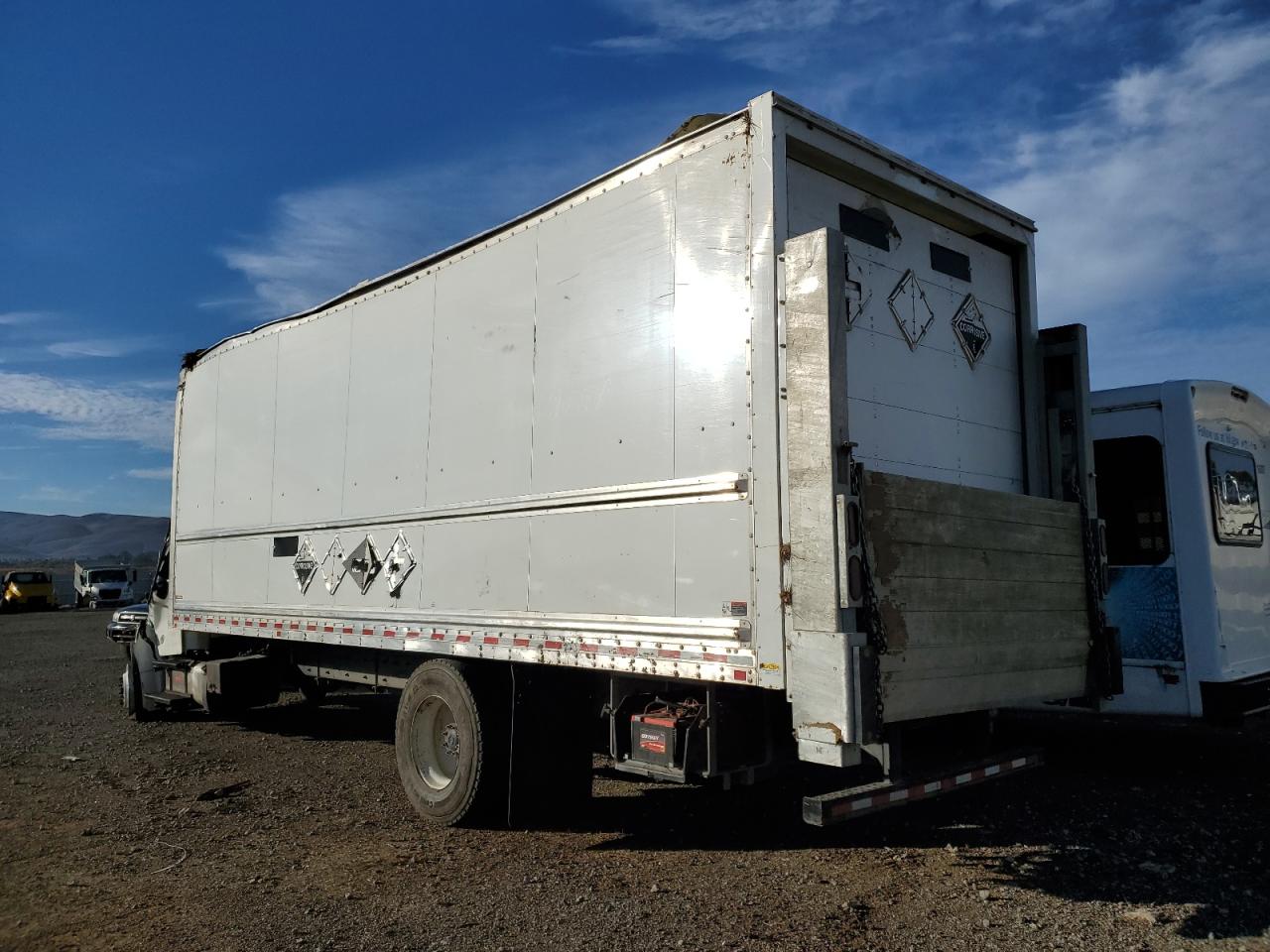 Image 2 of 2020 FREIGHTLINER M2 106 MEDIUM DUTY 2020 with VIN 3ALACXFC1LDLN6236