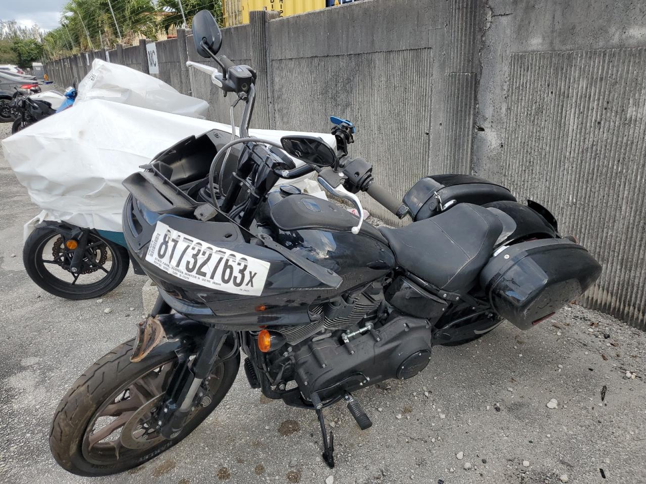 Image 2 of 2022 HARLEY-DAVIDSON FXLRST  2022 with VIN 1HD1YXZ19NB068003