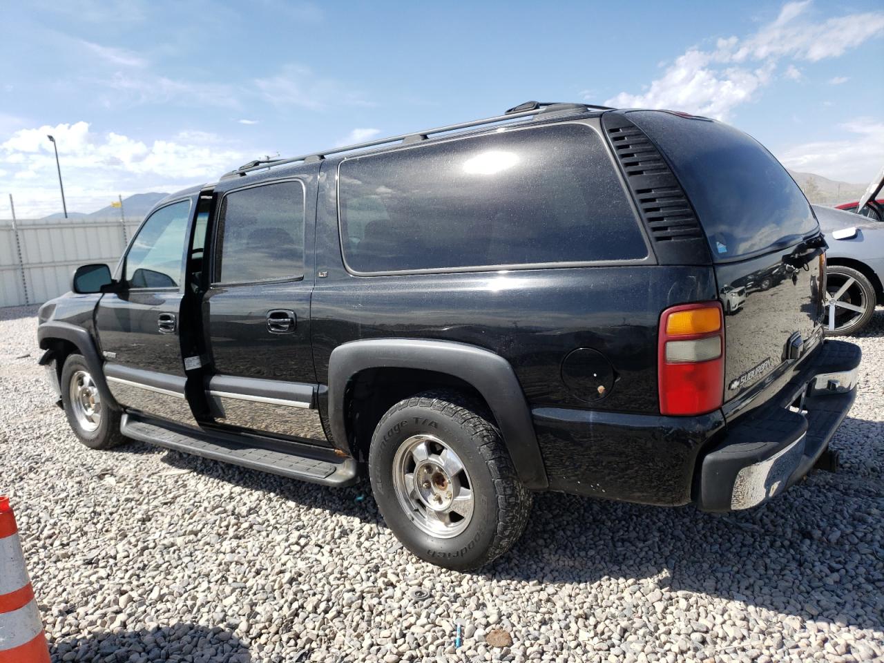 Image 2 of 2000 CHEVROLET SUBURBAN K1500 2000 with VIN 3GNFK16T9YG126206