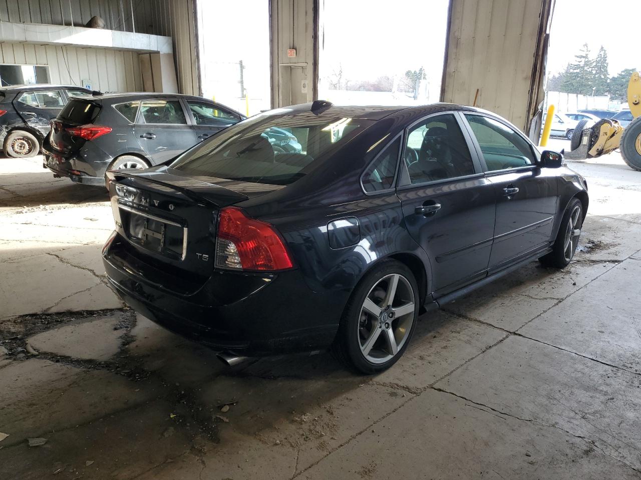 Obraz 3 z 2011 VOLVO S40 T5 2011 z VIN YV1672MS5B2542290
